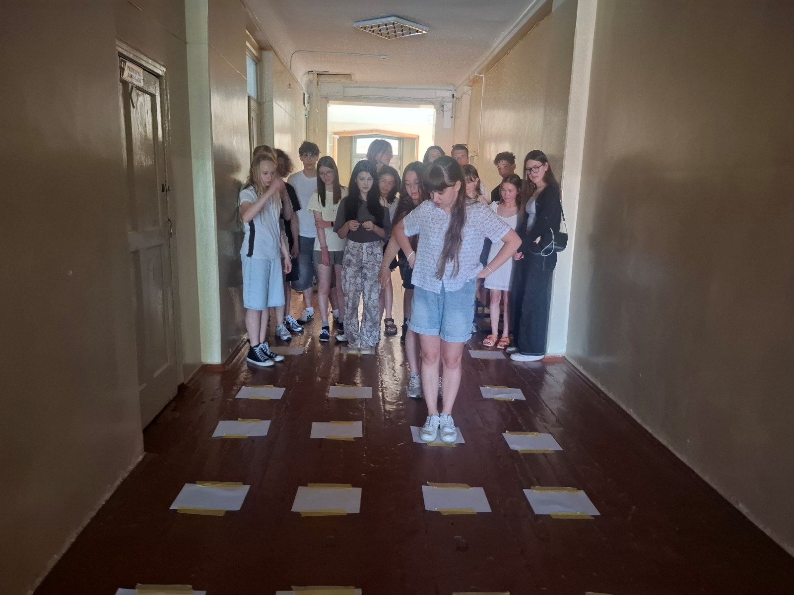 Youth participants teamwork in Ukraine