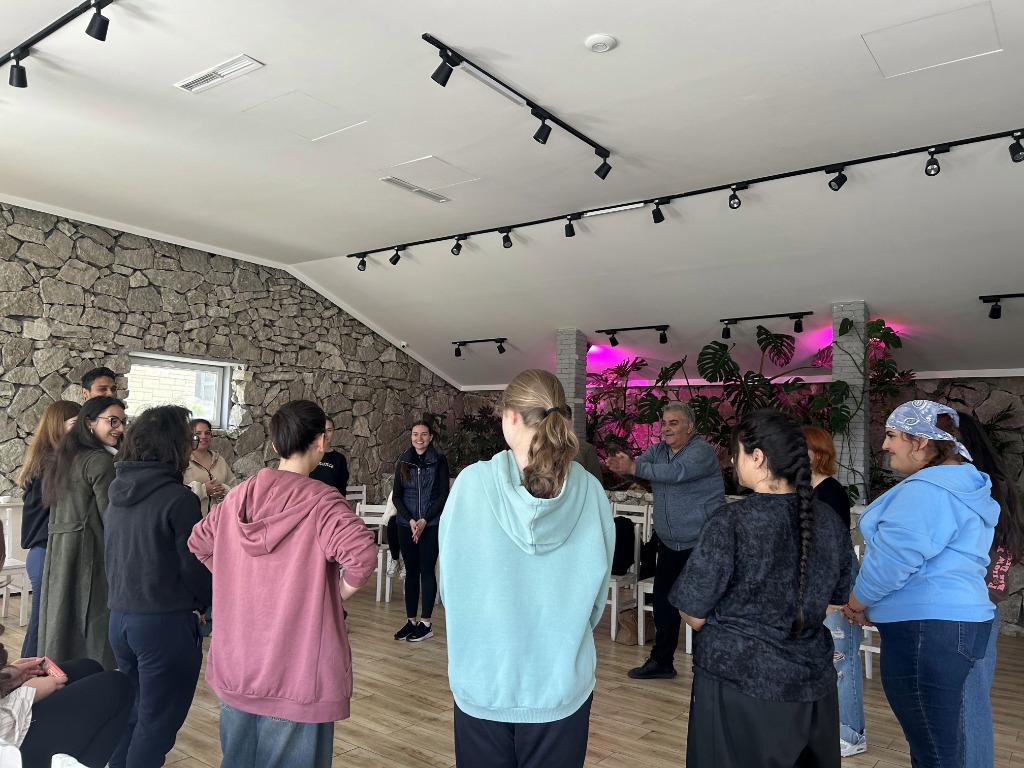 Group circle activity